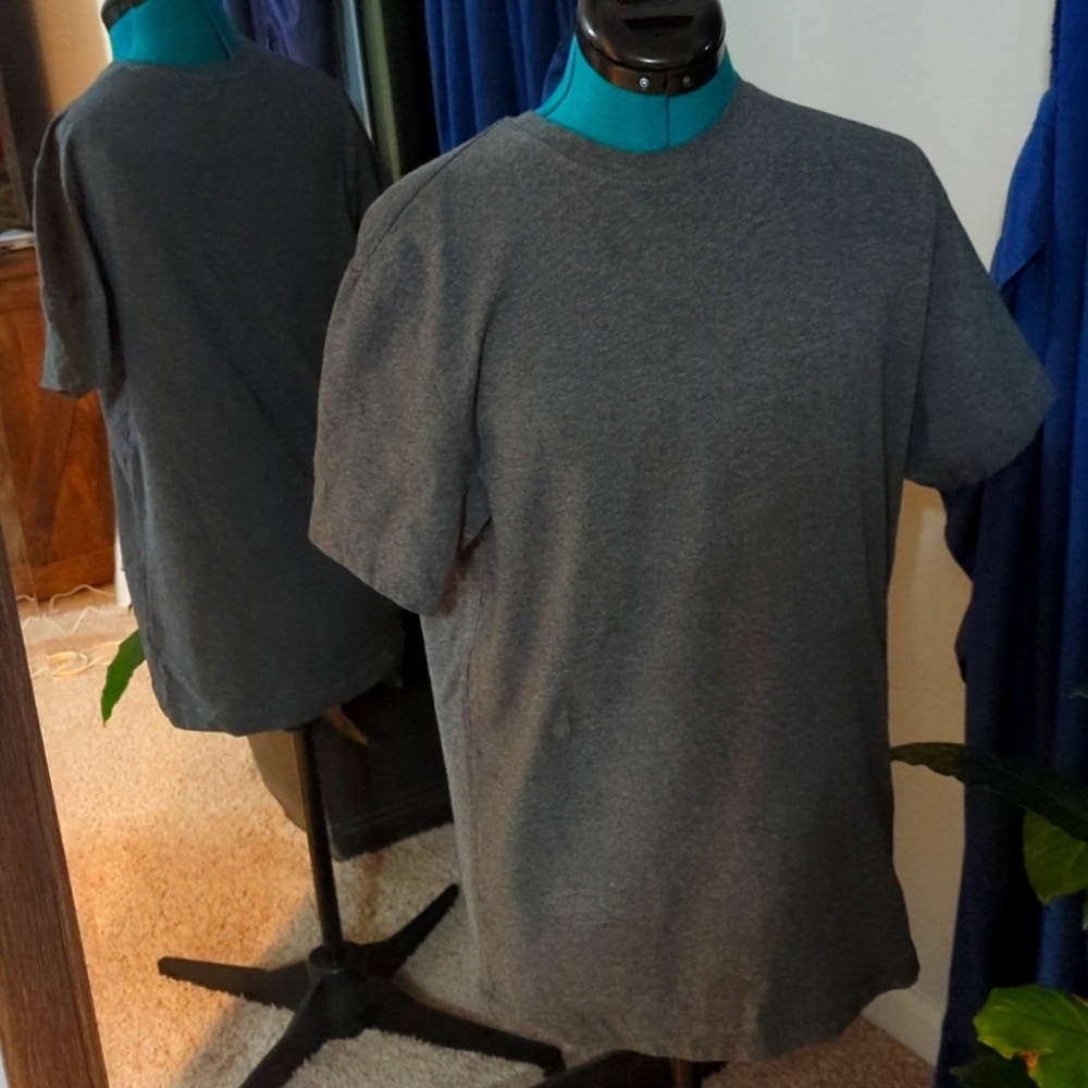 Banana Republic Stretch Crew Size Large T Shirt